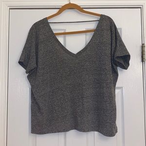 Gray short sleeve t shirt with deep back
